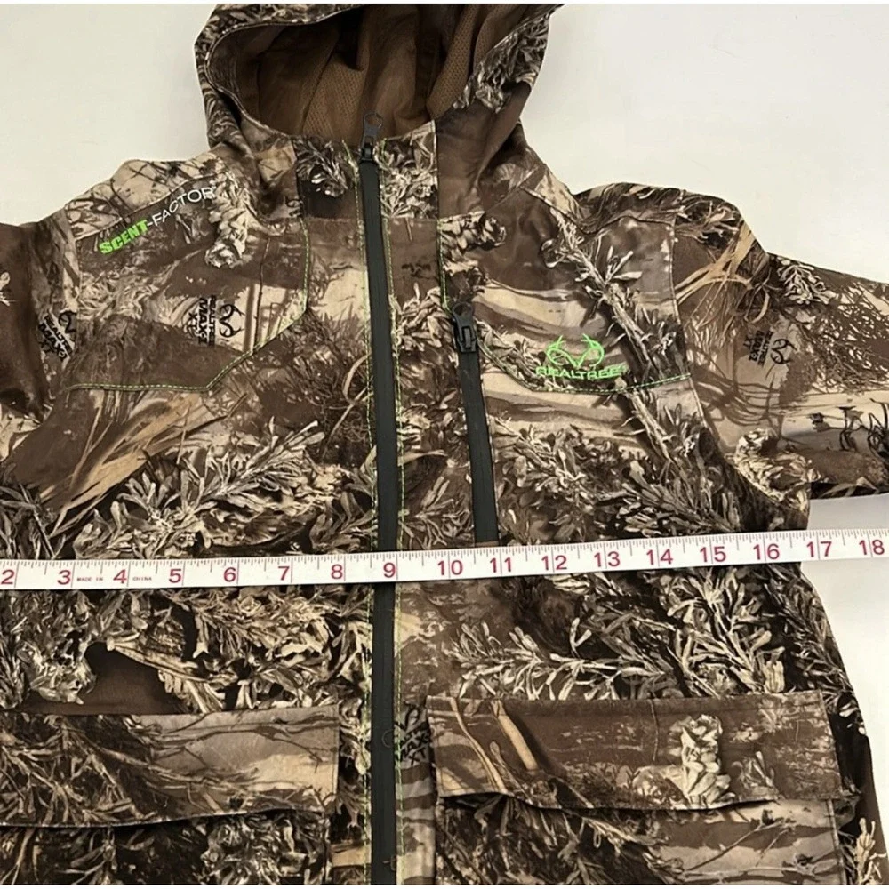 Big kids Real Tree Max 1 XT Camouflage Hunting Outdoor Jacket Style WJ698 Size M